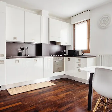 Just Urban - Elegant 1-br In Porta Romana - Duomo 4 Min By M3 Apartment
