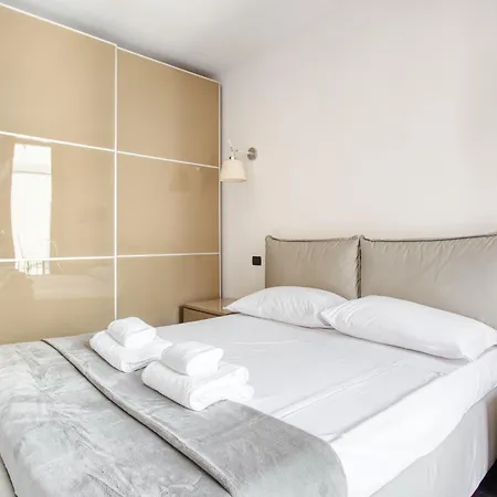 Just Urban - Elegant 1-br In Porta Romana - Duomo 4 Min By M3 Mailand